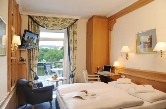 Ringhotel Seehof Hotels near Kaiserdamm Metro Station