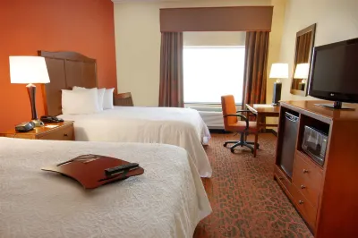 Hampton Inn Bangor Отели в г. Бангор