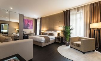 Dominic Smart & Luxury Suites - Republic Square