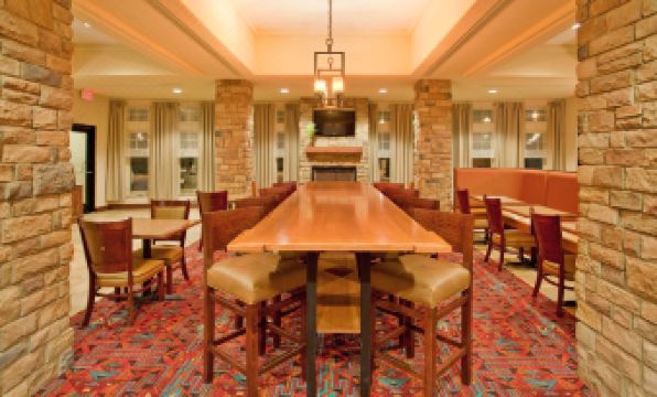 Holiday Inn Express & Suites GALLUP EAST by IHG