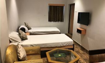 Hotel Swagath - Housity