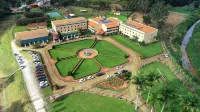 Villa Itaipava Resort & Conventions Hotels in Petropolis