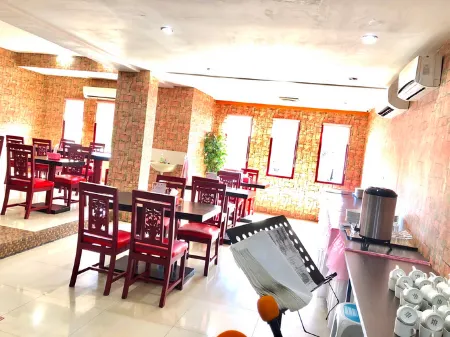 特爾納特馬江大飯店