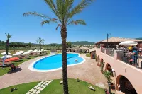Alma Resort - Beach