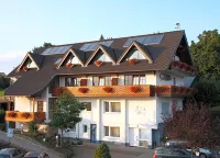 Landhotel Napoleon Các khách sạn ở Marienheide