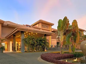 Dusit Thani LakeView Cairo