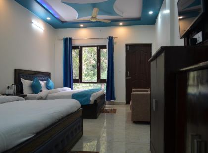 FabHotel Kempty Lake Resort