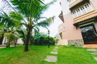Diamond Resort Bien Hoa Отели в г. 
