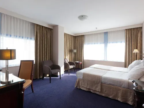 XO Hotels Blue Square
