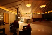 โรงแรมเมอร์เคียว เกาะช้าง ไฮด์อเวย์ - ที่มีบาร์