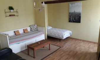 Hotel de La Gare - Housity