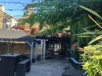 Deeping Stage Hotels in Аффорд