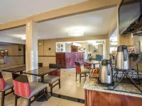 Quality Inn & Suites Boonville - Columbia Hotels in Cooper County