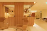 Lumen Hotel & the Lisbon Light Show - bar