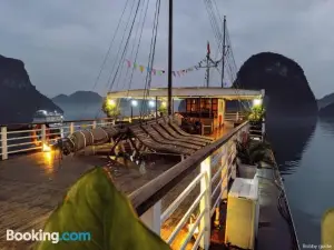 Le Journey Halong Bay Cruises