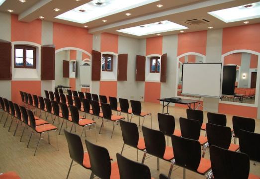 드보르 콤보르니아 호텔&스파