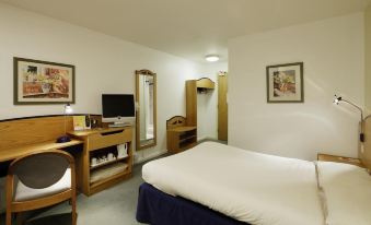 Ibis Bradford Shipley