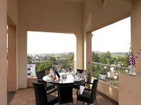 皇家蘭花中央基列蒂亨比飯店