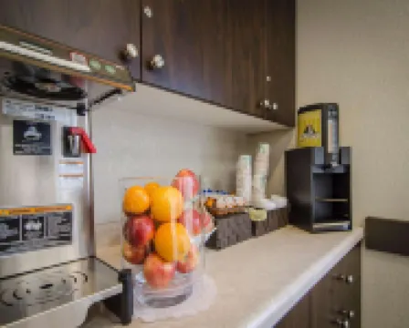 Travelodge Suites by Wyndham Estevan