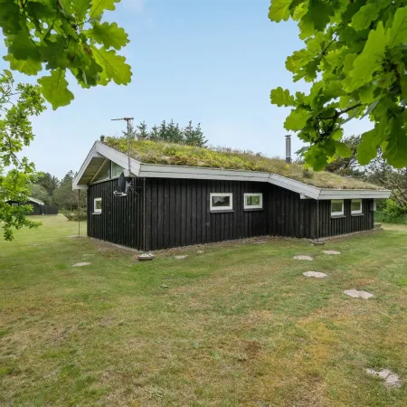 "Evan" - 1.3km from the Sea Hotels in Rodhus