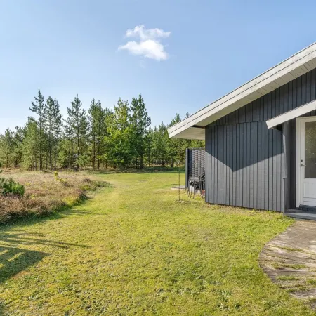 "Dorith" - 400m from the Sea Hotels in Jerup