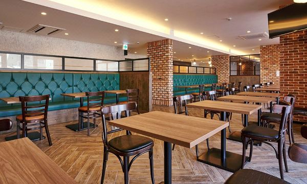 더 셀렉톤 아베노-마츠바라 역 앞