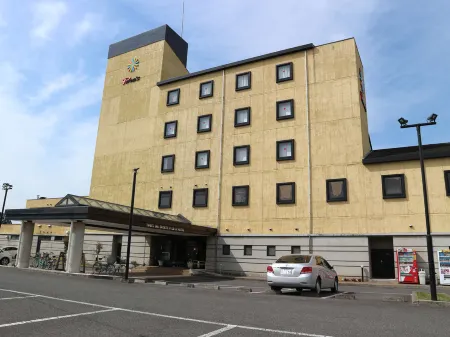 Pine's Onsen Hotel Otawara Отели рядом со станцией JR Nozaki station