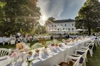 Hotel Schloss Neuhardenberg - breakfast