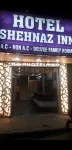 هوتل شيناز