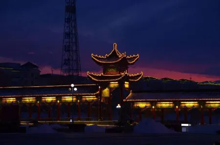 Bali Bauhinia Business Hotel Отели в г. Баликунь