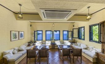 Adrina Beach Hotel
