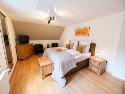 Five-Bedroom Room Jula Photo
