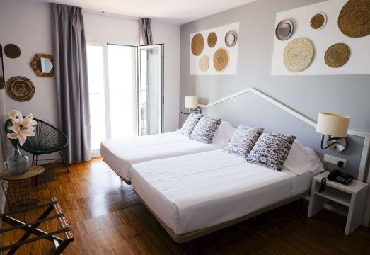 호텔 수부르 대표 이미지