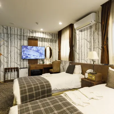 Hotel la Foresta by Rigna Hotel dekat Fukuoka Castle Ruins