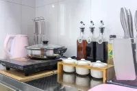 Xiaoxiao's Home Apartment (Shunhe West Street)