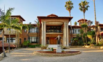 Apogee Boutique Hotel & Spa