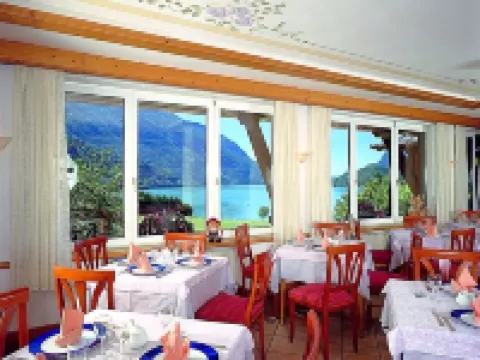 Hotel des Alpes Hotels in Molveno