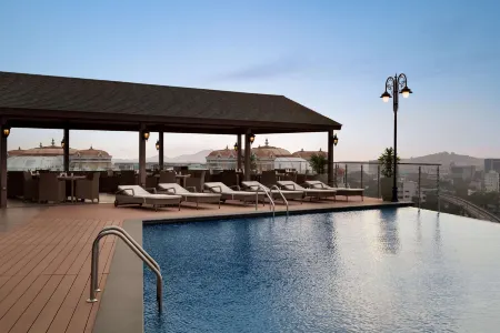 Ramada Plaza by Wyndham Chennai Отели рядом с достопримечательностью «Indian Institute Of Technology, Madras»