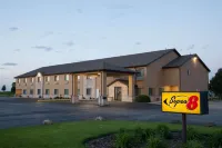 Super 8 by Wyndham Dwight Hotels in Goodfarm Township