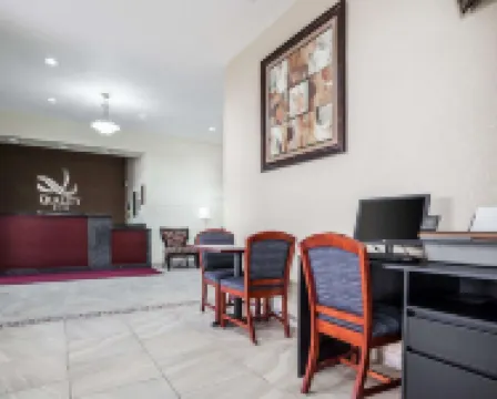 Quality Inn & Suites Altoona - des Moines