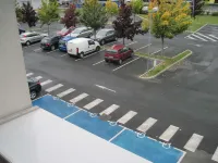 埃佩爾奈普瑞米爾經典飯店 - 停車場