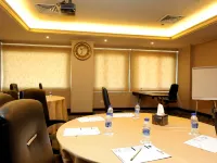 Golden Tulip Al Khobar Suites Hotel in zona Centro Commerciale Oasis Mall