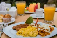 Wyndham Garden Guadalajara Expo Plaza del Sol - Desayuno