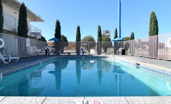 Motel 6 Carlsbad, NM