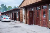 Jinjin Korean Inn on the north slope of Changbai Mountain Hotels near Changbai Mountain Volcanic Site Scenic Area