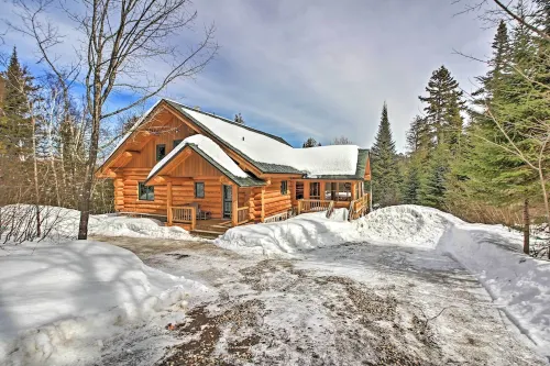 Waterfront Escape on Caribou Lake: Dock + Fire Pit - parking