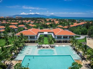 Sunny Villas Near the Beach Da Nang