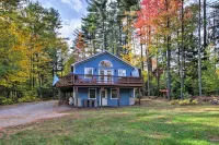 Bethel Chalet w/ Hot Tub: 3 Miles to Sunday River! - parking