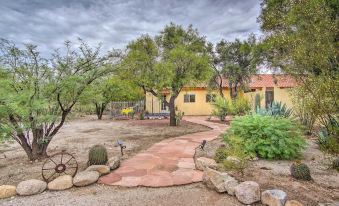 Charming Tucson Casita Near Hiking and Biking!