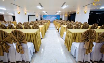 Royal Quang Binh Hotel